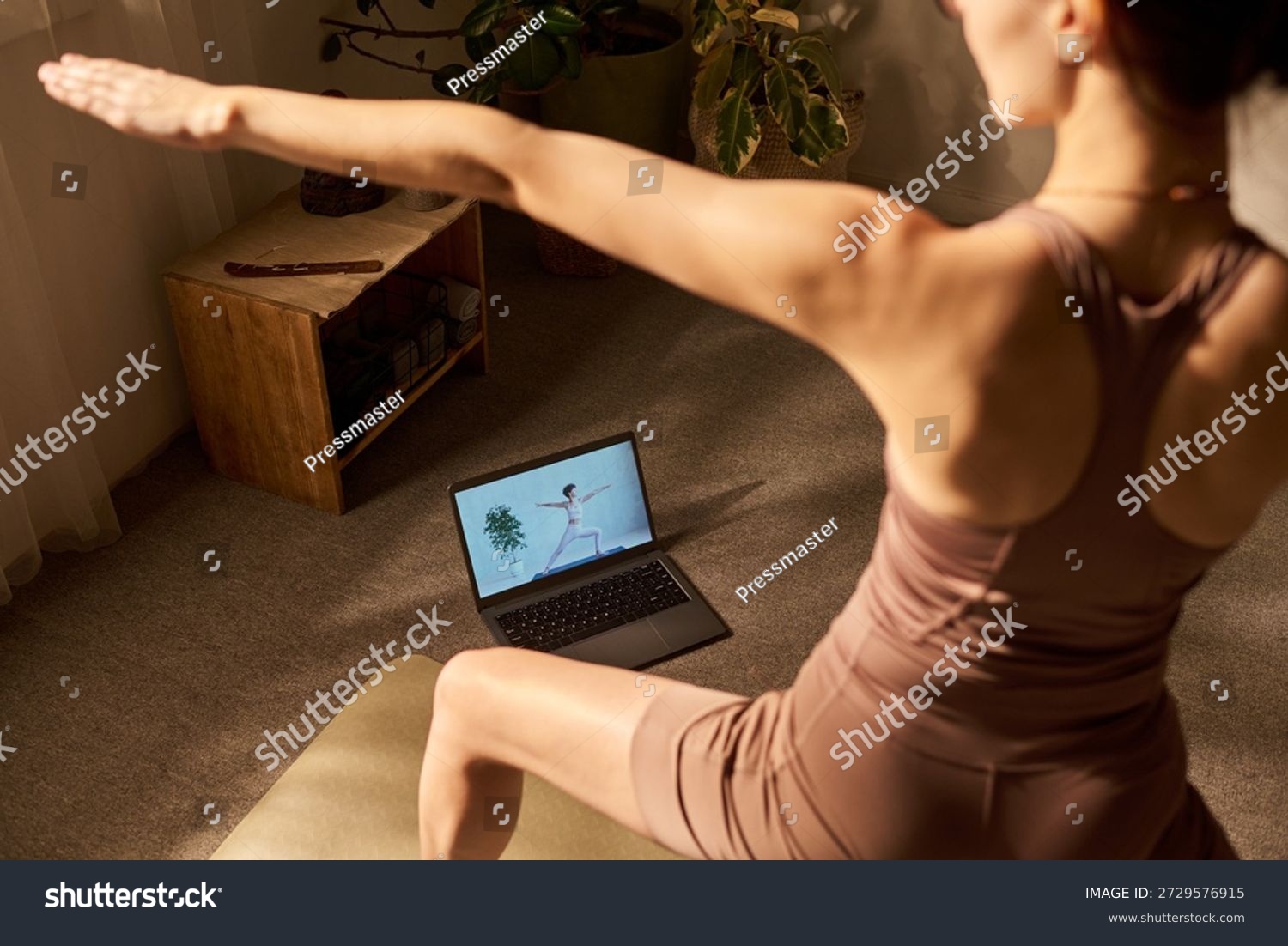 COURS DE PILATES EN VISIO